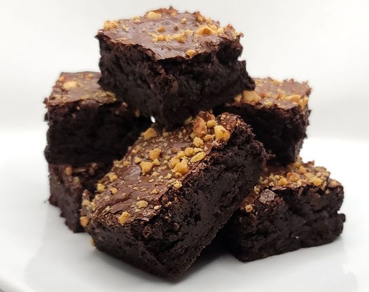 Who doesn’t love our Toasted Walnut brownie?